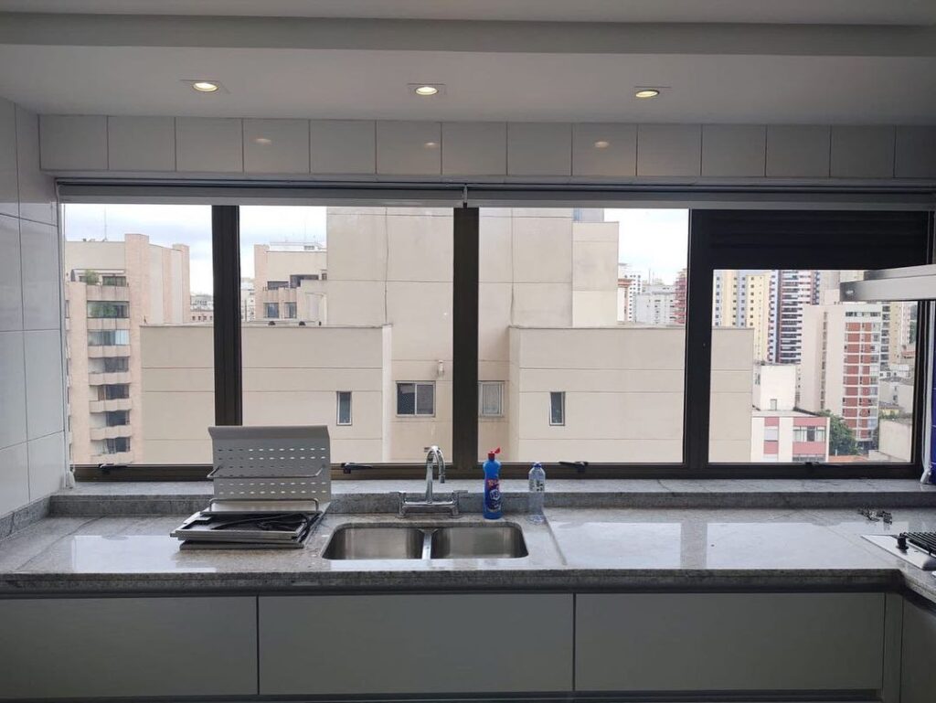 photo_4922617101080964124_y